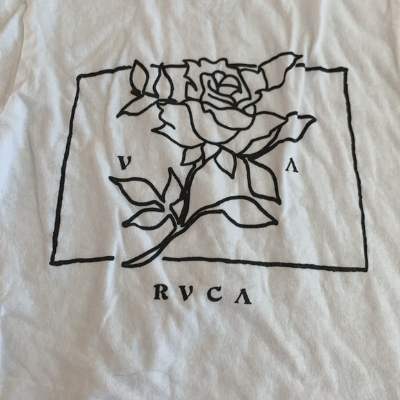 New crop top tshirt - Picture 2 of 2